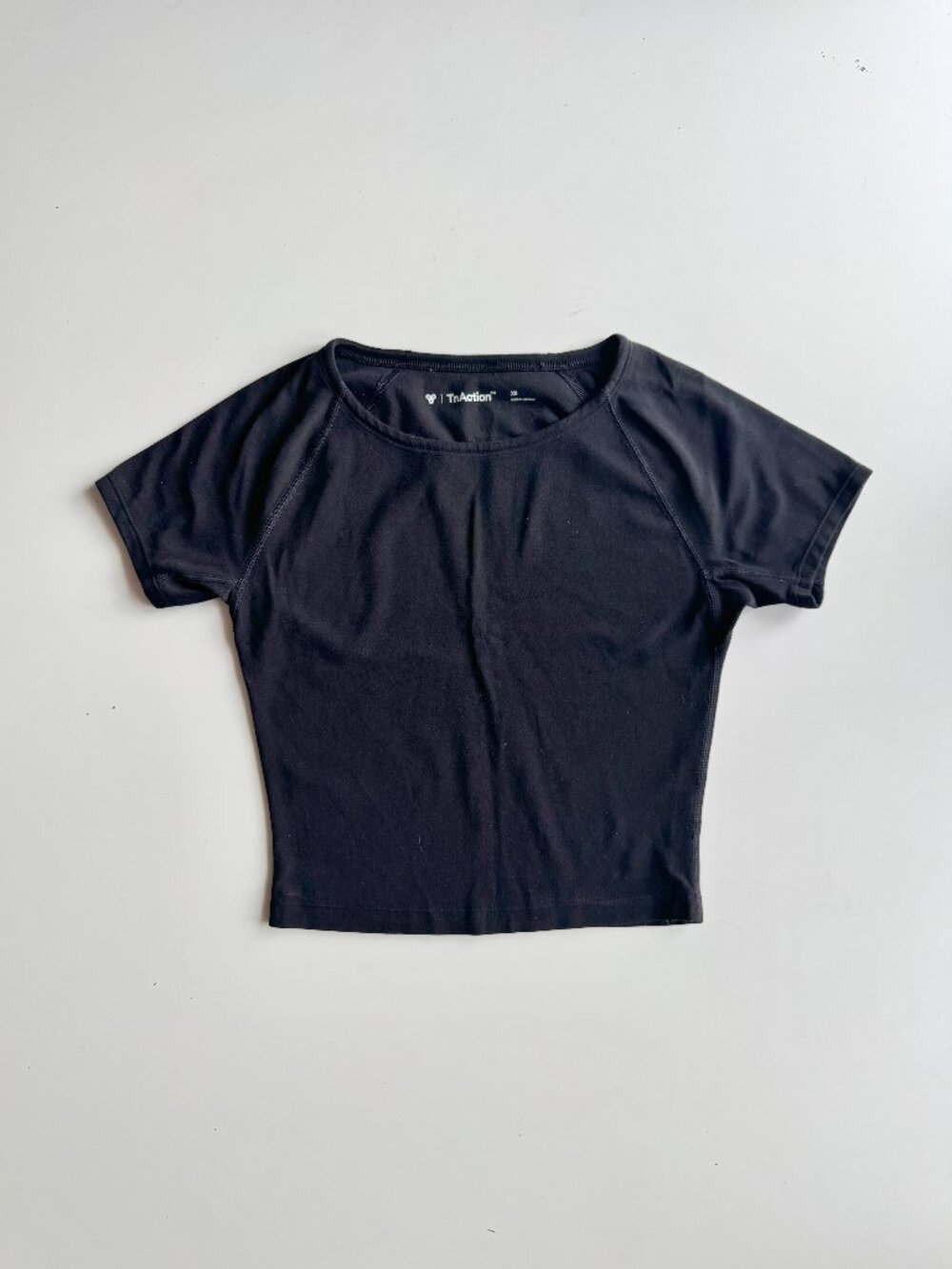 Aritzia TNA Butter Black Round Neck Short Sleeve Raglan Sleeve T-Shirt, Size XS